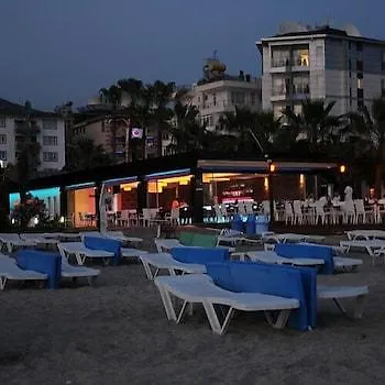 Delfino Apartmanhotel