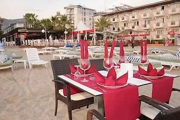 Apartmanhotel Delfino 3*
